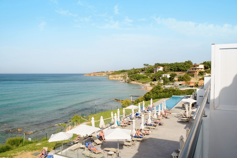 louis plagos beach hotel greece zante tragaki