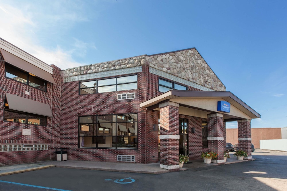 Book Baymont By Wyndham Downtown Detroit In Hotels Baymont By Wyndham Downtown Detroit
