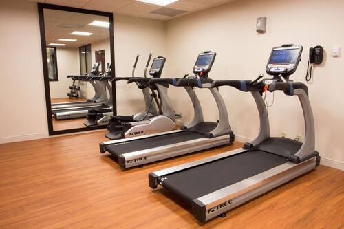 Drury Inn Suites St Louis Creve Coeur Saint Louis Hotels Com Drury Inn Suites St Louis Creve Coeur Saint Louis Hotels Com