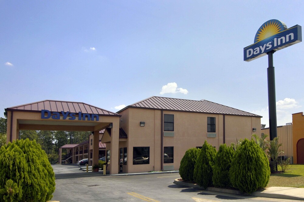 Book Days Inn Bainbridge In Hotels Days Inn Bainbridge