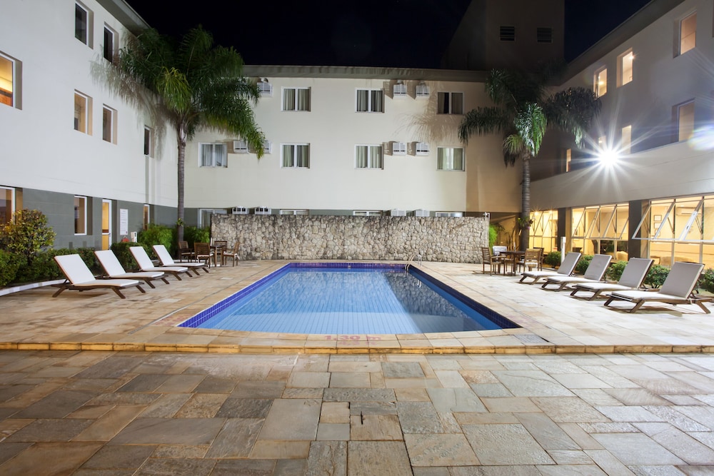 Comfort Suites Campinas em Campinas