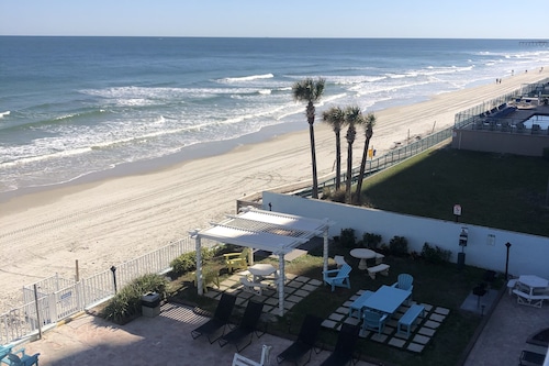 Best Cheap Hotels In New Smyrna Beach From 126 Night Hotels Com Best Cheap Hotels In New Smyrna Beach From 126 Night Hotels Com