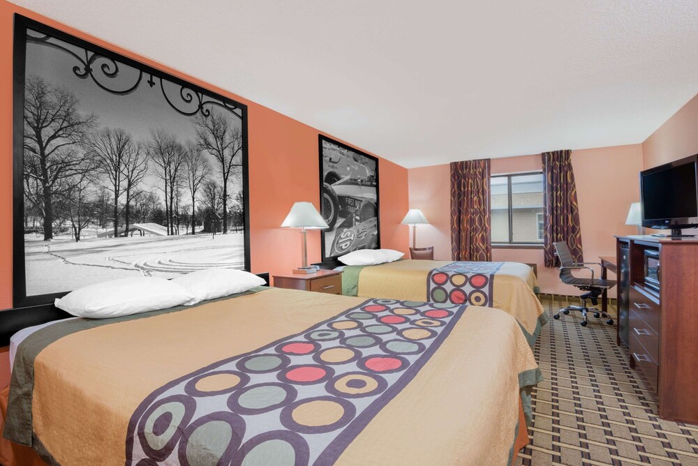 Book Super 8 By Wyndham Shelbyville In Shelbyville Hotelscom