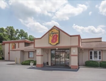 15 Closest Hotels To Sports Emporium In Carlisle