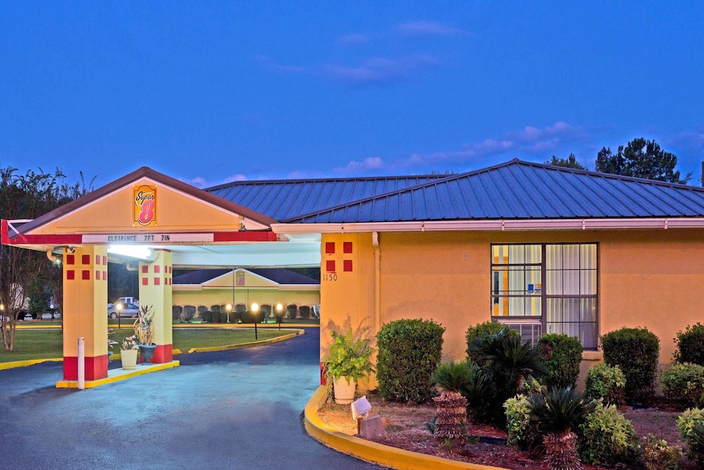 Book Super 8 Chipley Fl In Hotels Super 8 Chipley Fl