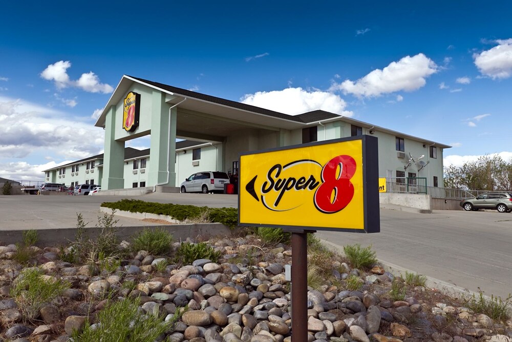 Book Super 8 By Wyndham Blanding In Hotels Super 8 By Wyndham Blanding Hotel Front