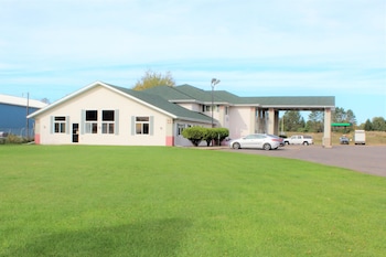 Top 10 Hotels In Balsam Lake Wisconsin
