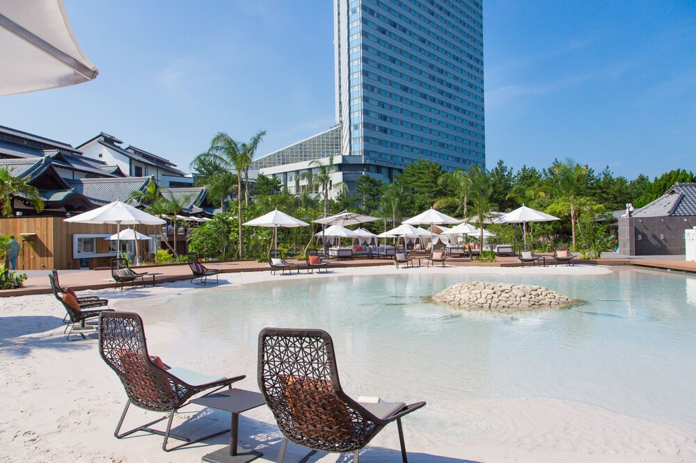 シェラトン グランデ オーシャンリゾート のんびりできる広い客室に快適なホテル 宿泊予約はホテルズドットコム