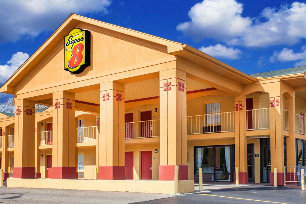 Book Super 8 Nashville West In Hotels Super 8 Nashville West