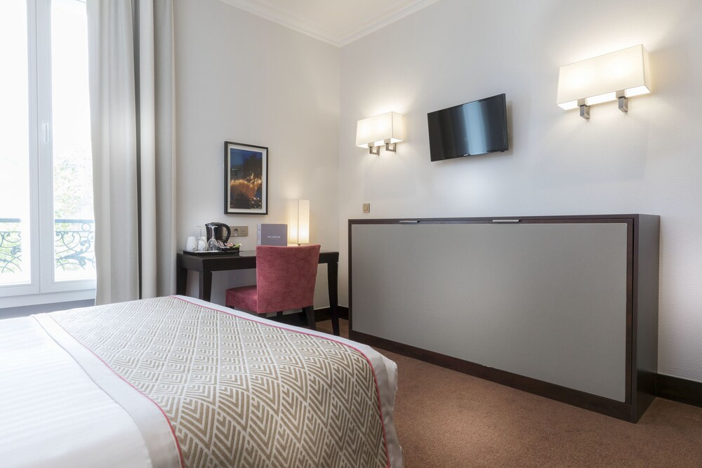 Book Montfleuri Hotel in Paris | Hotels.com