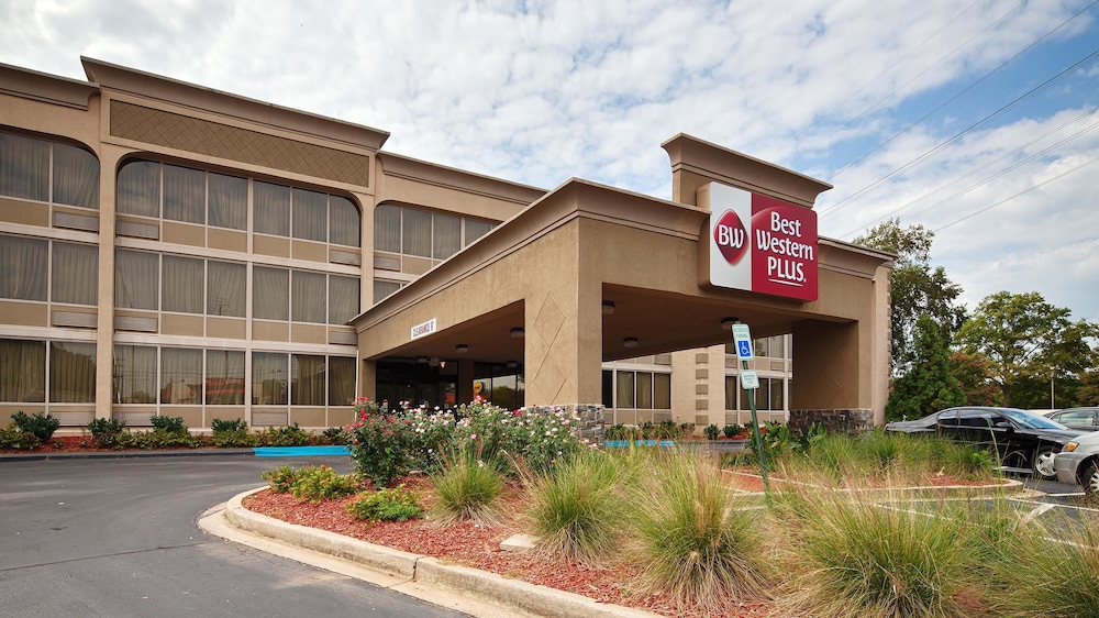 Book Best Western Sterling Hotel Suites In Charlotte Hotels Best Western Sterling Hotel Suites Charlotte
