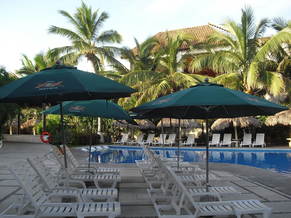 Hotel Castillo Huatulco Beach Club The Best Beaches In Book Hotel Castillo Huatulco In Hotels Beach Club
