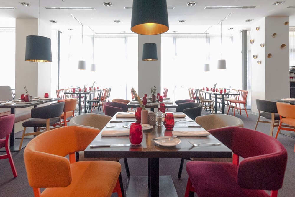 Book Vienna House Easy Airport Bucharest In Otopeni Hotels Com