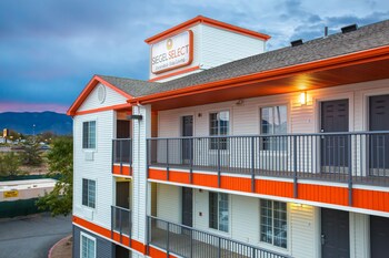15 Closest Hotels To Balloon Fiesta Park In Albuquerque
