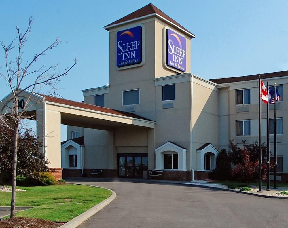 Book Sleep Inn Suites Buffalo Airport In Chewaga Hotels Sleep Inn Suites Buffalo Airport Chewaga
