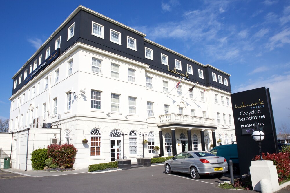 Book Hallmark Hotel Croydon Aerodrome In London Hotels Hallmark Hotel Croydon Aerodrome
