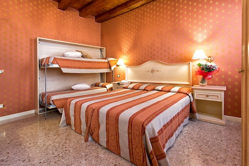 Book Locanda Conterie In Venice Hotels Com