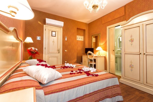 Locanda Conterie Venice Italy Venice Hotel Discounts Hotels Com