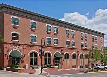 Top 10 Oxford Hotels Near Miami University Ohio