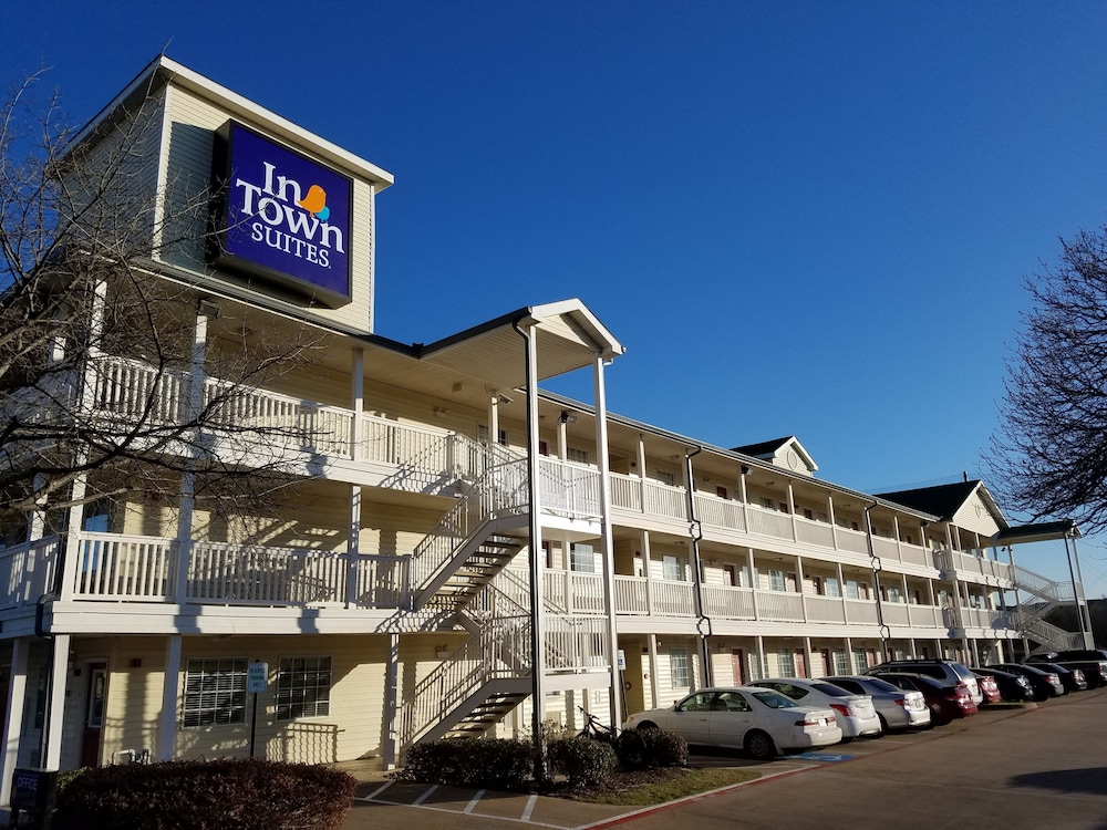 Book Intown Suites Dfw Airport In Lewisville Hotels Intown Suites Dfw Airport Lewisville