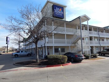 Top 10 Hotels In Lewisville From 44 Night