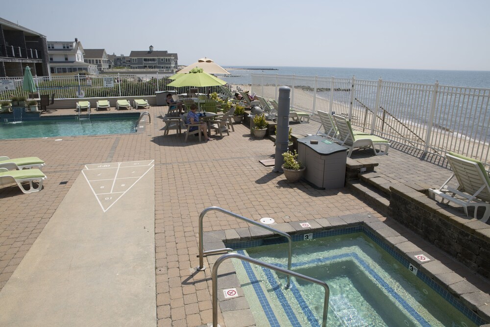 Book The Corsair & Cross Rip Oceanfront Resort in Dennis Port