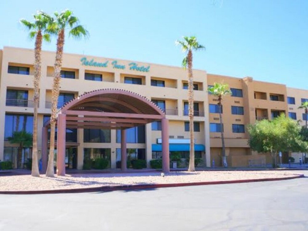 Book Island Inn Hotel In Lake Havasu City Hotels Island Inn Hotel Lake Havasu City