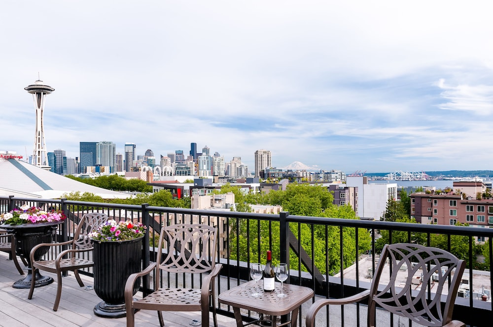 Book Mediterranean Inn In Seattle Hotels Mediterranean Inn Seattle