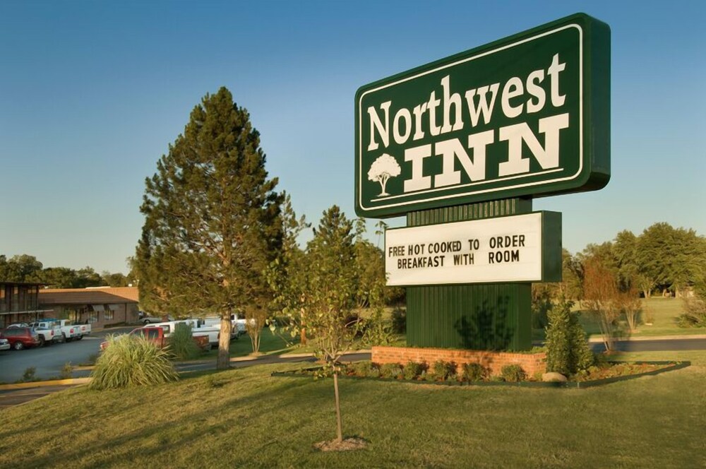 Book Northwest Inn in Woodward