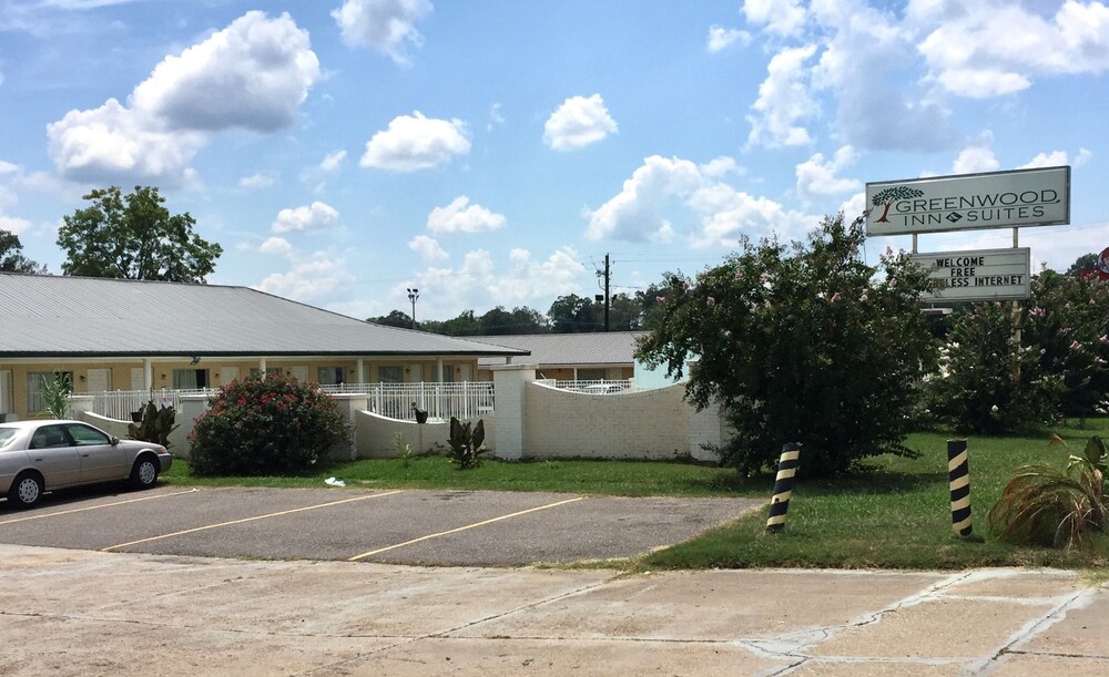 Book Greenwood Inn In Demopolis Hotels