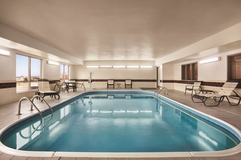 Book Country Inn Suites By Radisson Lewisville Tx In Lewisville Hotels Com