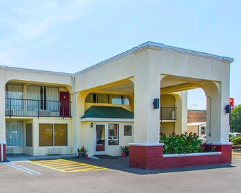Top 10 Hotels In Andalusia Alabama