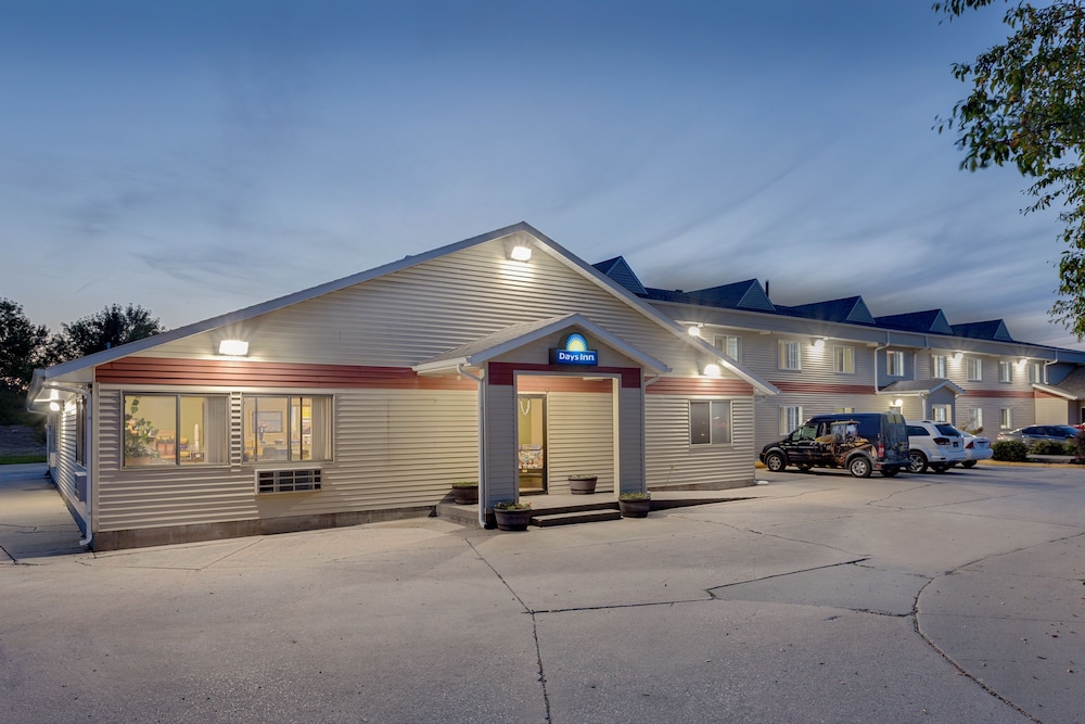 Book Days Inn Williamsburg In Hotels Days Inn Williamsburg
