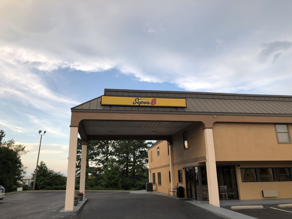 Book Super 8 By Wyndham Richburg Chester Area In Hotels Super 8 By Wyndham Richburg Chester Area