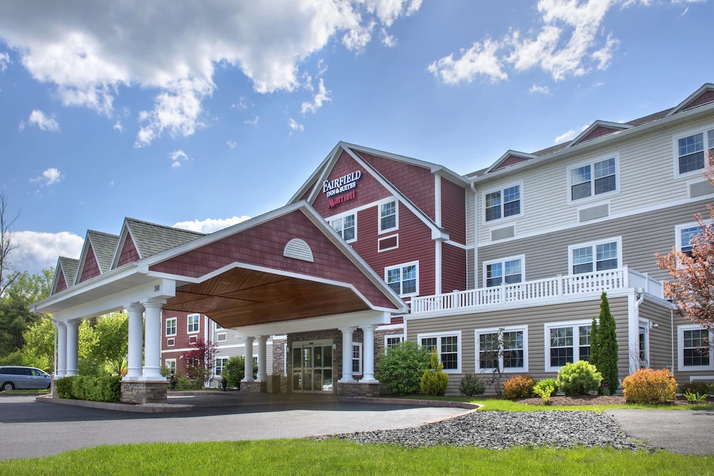 Book Fairfield Inn Suites By Marriott Great Barrington Lenox Fairfield Inn Suites By Marriott Great Barrington Lenox Berkshires