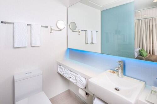 Book Hotel Chateau Laurier Quebec In Quebec Hotels Com Book Hotel Chateau Laurier Quebec In Quebec Hotels Com