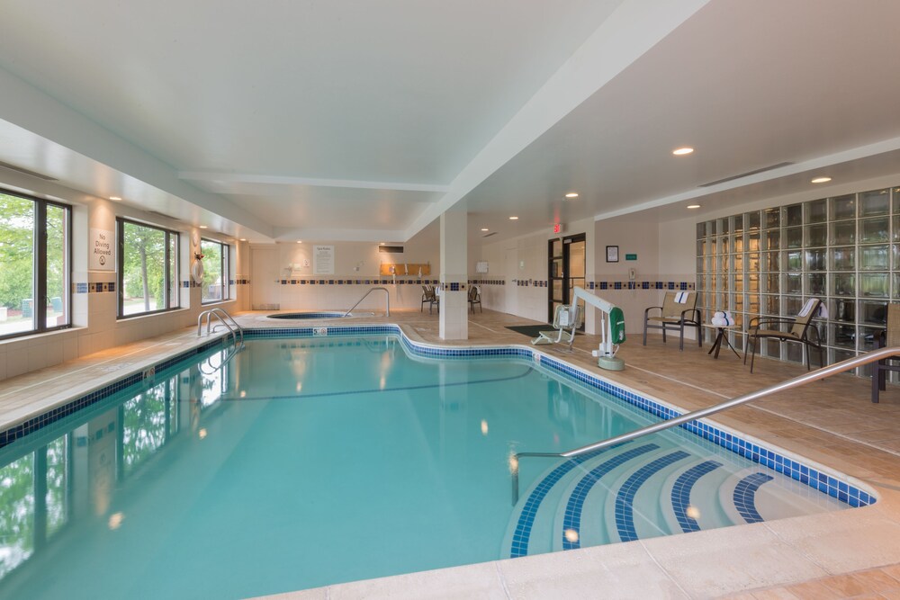 Book Holiday Inn Manchester Airport An Ihg Hotel In Manchester Hotelscom