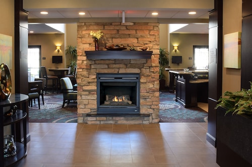 Book Staybridge Suites Cincinnati North In West Chester Hotels Com