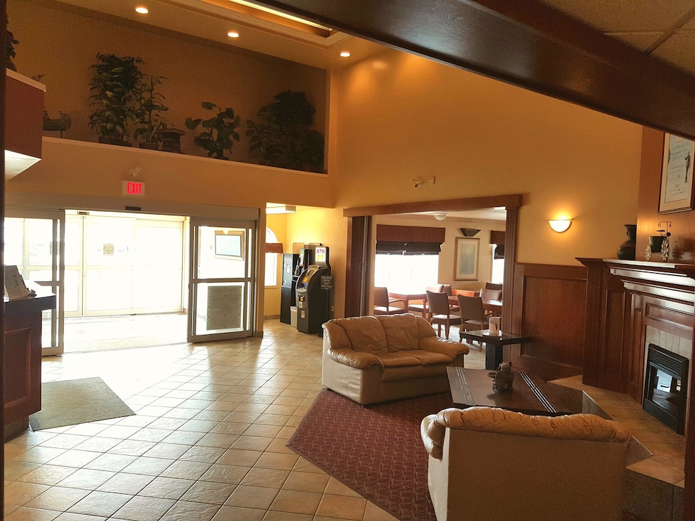 Book Super 8 By Wyndham Fort Nelson Bc In Hotels Super 8 By Wyndham Fort Nelson Bc