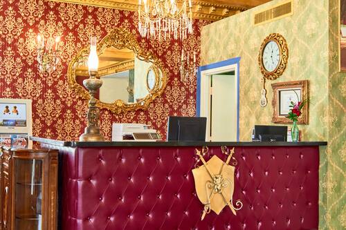 Book Ocean Spray Hotel In Miami Beach Hotels Com Book Ocean Spray Hotel In Miami Beach Hotels Com