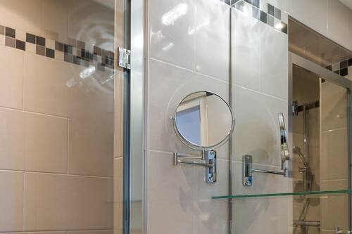Book Hotel France Albion In Paris Hotels Com Book Hotel France Albion In Paris Hotels Com