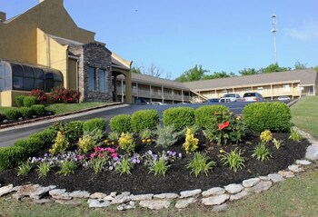 Top 10 Hotels In Antioch From 52 Night