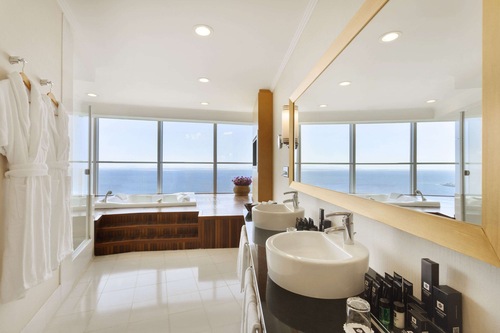 Book Wyndham Grand Izmir Ozdilek In Izmir Hotels Com