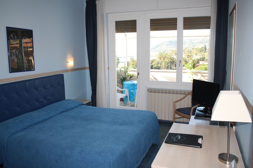 Book Hotel Sole Mare In Sanremo Hotels Com