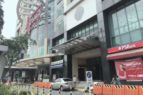 Book Manila Condo Home At Robinsons Place Residences In Manila Hotels Com