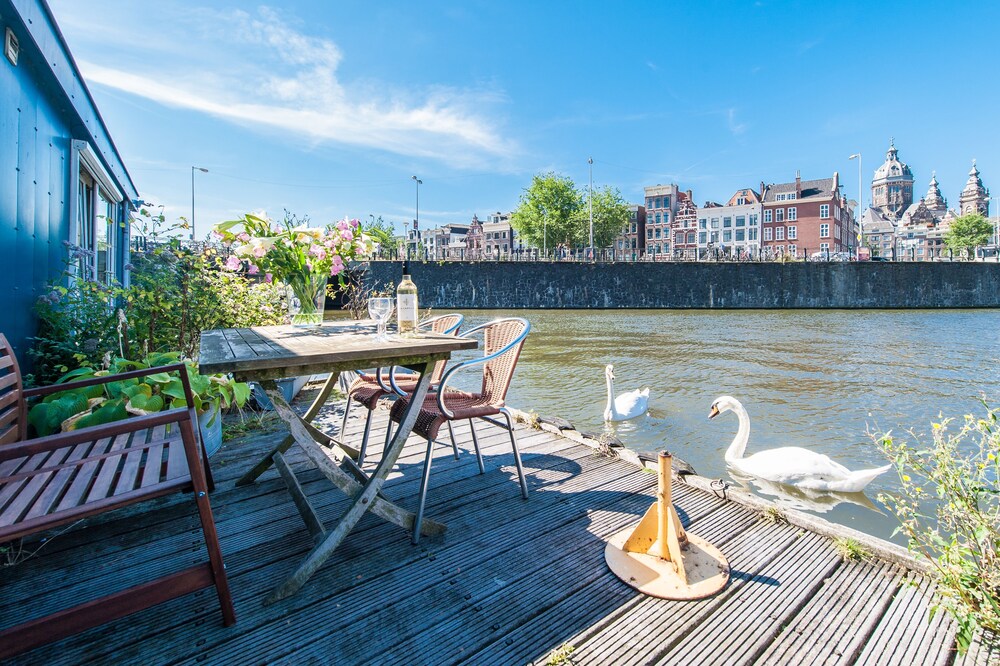 Book Short Stay Group Nieuwmarkt Area Serviced Apartments In Amsterdam Hotels Com