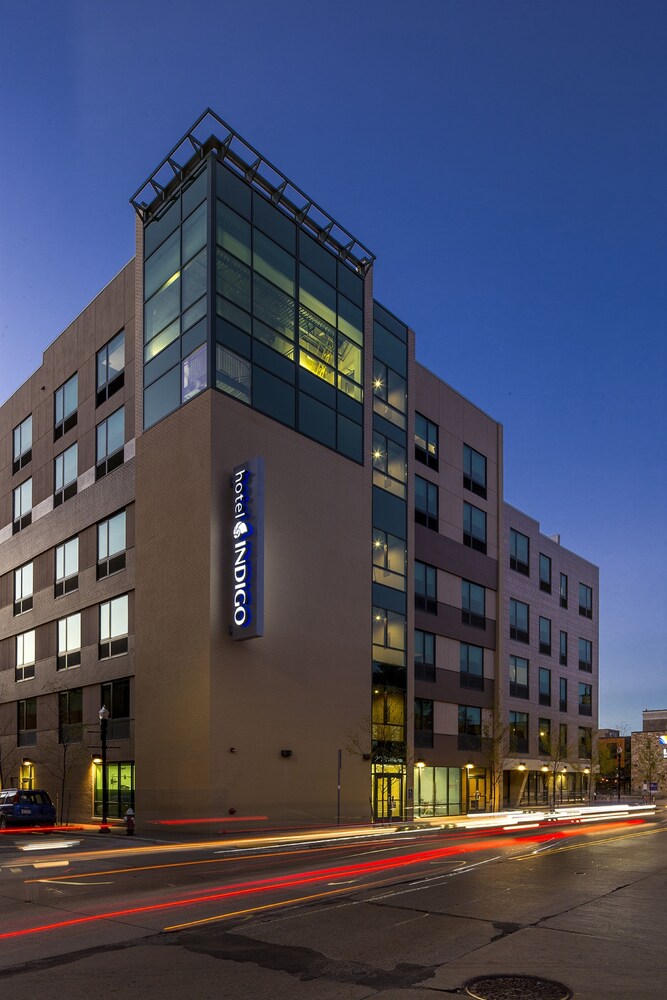 Book Hotel Indigo Pittsburgh East Liberty In Hotels Hotel Indigo Pittsburgh East Liberty