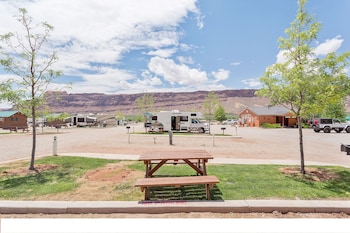 Top 10 Pet Friendly Hotels In Moab Utah