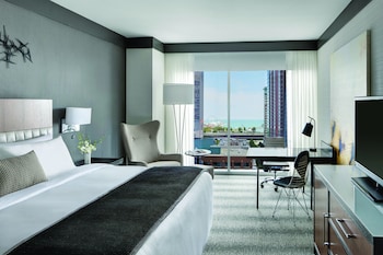 A(z) Loews Chicago Hotel hotel fényképe itt: Chicago