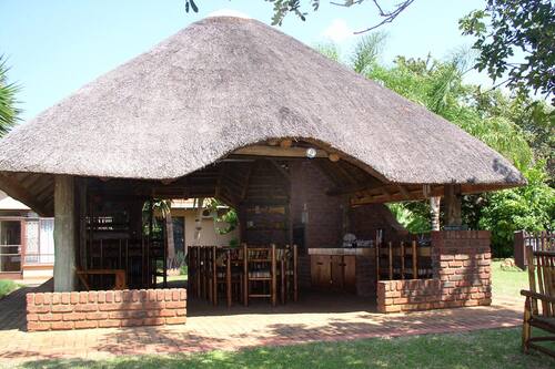 Lapas - Thatch Lapas - Lapa Builders -Buildup Thatch Lapa